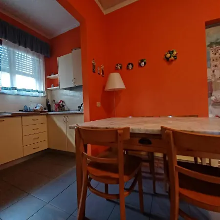 Casa de hóspedes Sweet 1 -
